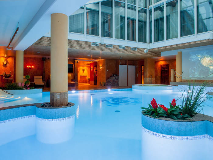 Grand Rose SPA Hotel - Viesnīcas Sāremā