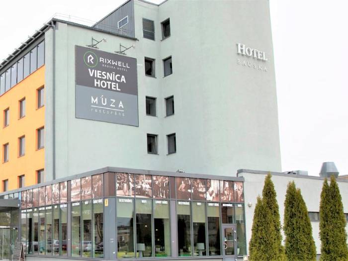 Rija Bauska Hotel - Отели в Бауске