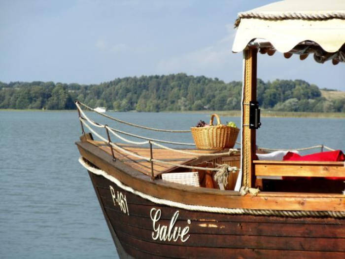 Экскурсия на лодке в Тракае - Отели в Тракае