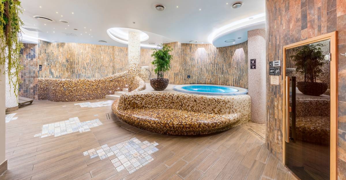 1 nakts ★★★★ SPA atpūta Rīgā ar brokastīm DIVIEM par 115 ...