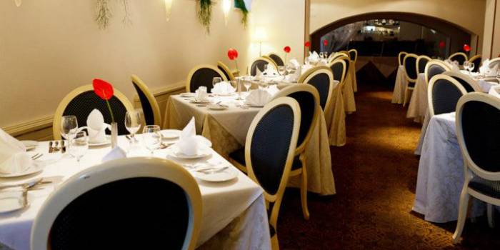 Monika Centrum Hotels restorāna DĀVANU KARTE