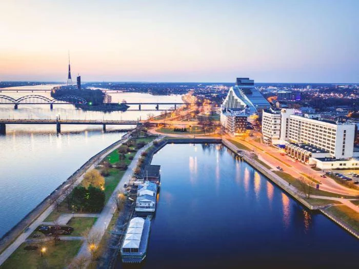 Radisson Blu Hotel & Spa, Daugava Riga - Viesnīcas Rīgā Radisson Blu Hotel & Spa, Daugava Riga - Viesnīcas Rīgā