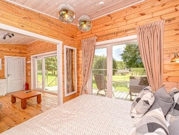 1 nakts PRIVĀTĀ villā ar džakuzi DIVIEM no 159€ - GribuAtpusties.lv
