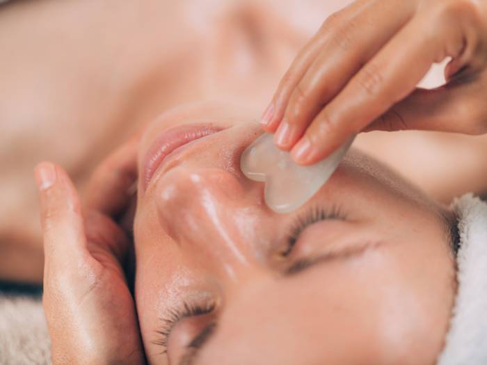 Skaistumkopšanas salons Bellezzazanda - Viesnīcas Rīgā