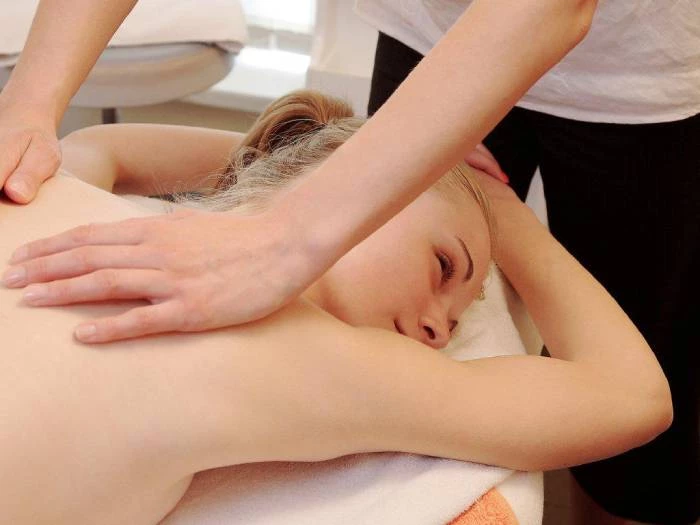 Skaistumkopšanas salons Bellezzazanda - Viesnīcas Rīgā