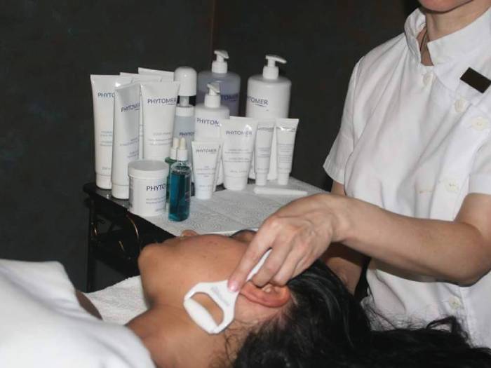 Skaistumkopšanas salons Bellezzazanda - Viesnīcas Rīgā