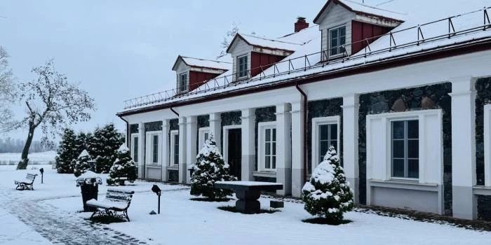 Bistrampoles muiža - Viesnīcas Panevēžā