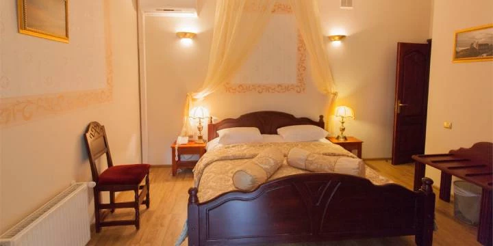 ĪPAŠAIS — 1 vai 2 naktis ar atpūtu JAUNAJĀ Dzintari SPA no 166€ - GribuAtpusties.lv