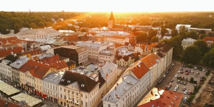 2 nakšu SPA atpūta ar kultūru un garšu Tartu centrā DIVIEM - GribuAtpusties.lv